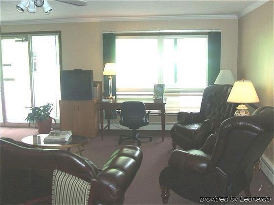 Red Carpet Inn On The Lake - Oneonta Interieur foto