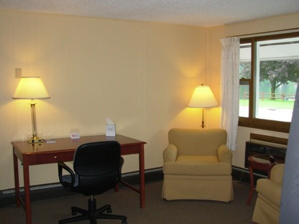 Red Carpet Inn On The Lake - Oneonta Kamer foto
