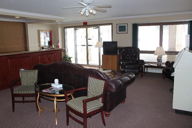 Red Carpet Inn On The Lake - Oneonta Interieur foto