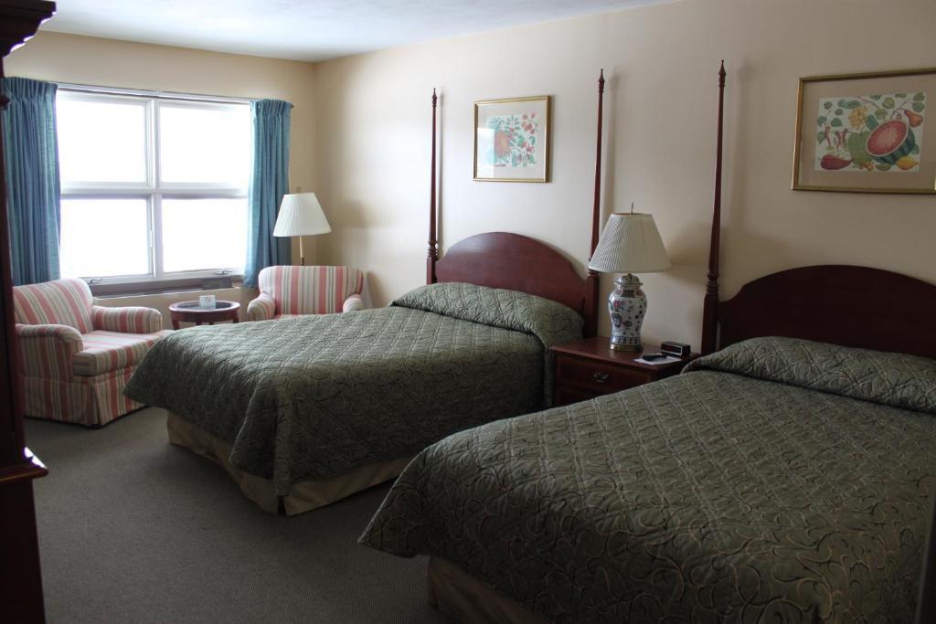Red Carpet Inn On The Lake - Oneonta Kamer foto