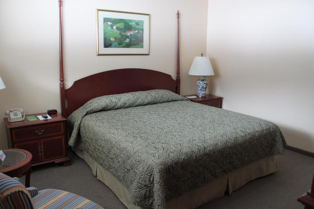 Red Carpet Inn On The Lake - Oneonta Kamer foto